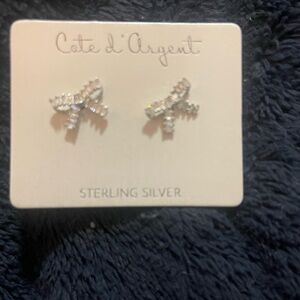 Cate d'Argent Sterling Silver Bow Earrings